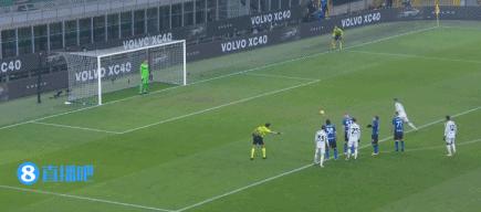 c罗庆祝图片4k全屏无水印,35岁的c罗个人双里程碑