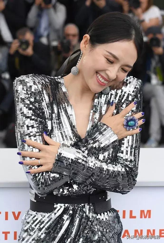 驾驭死亡芭比粉的外国人,能驾驭死亡芭比粉的女人长啥样