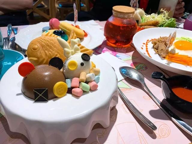 日本有很多特色的女仆咖啡店,日本女仆咖啡体验馆