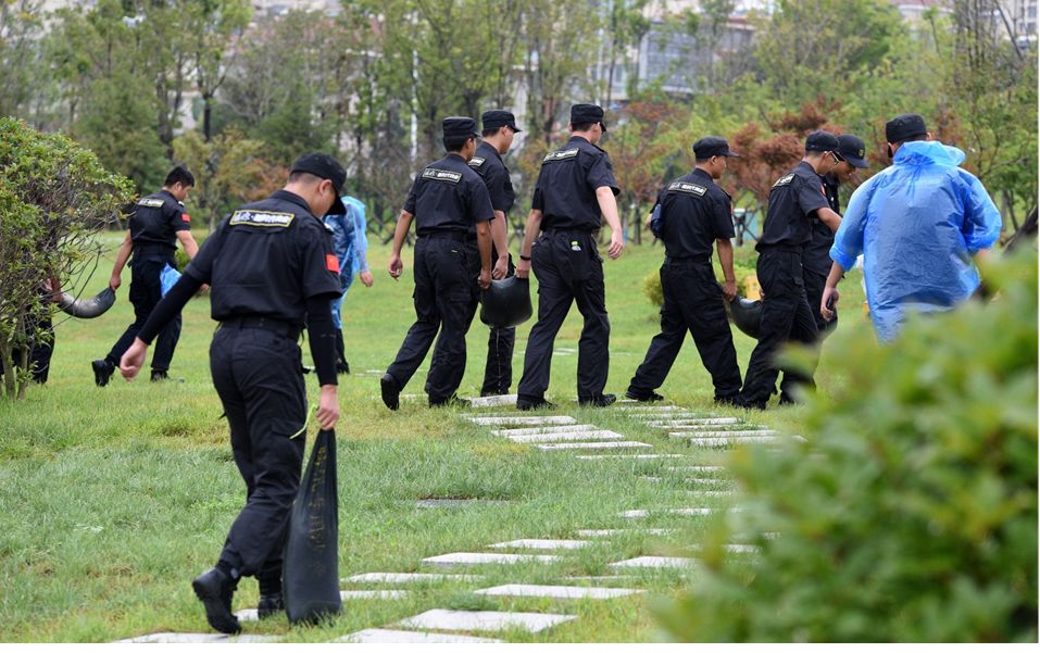 青岛啤酒城金沙滩五一,青岛西海岸金沙滩啤酒城啤酒节