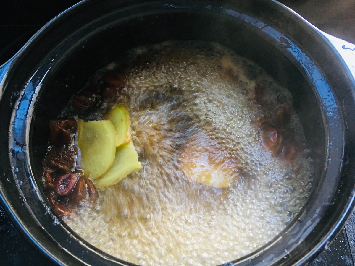 夏天生姜茶凉了喝有效果吗,夏季喝生姜茶祛湿气