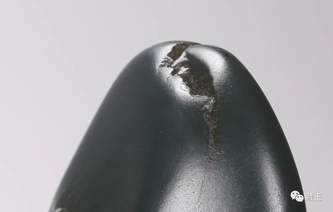 无裂不成玉,和田玉怎么才能看出有没有裂