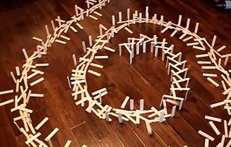 手眼协调小游戏2岁,训练孩子手眼脑协调小游戏