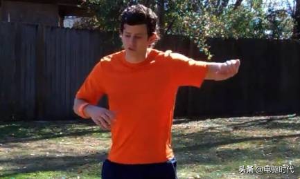 青训接球转身射门教案6-8岁,足球教学正脚背抽射8点细节