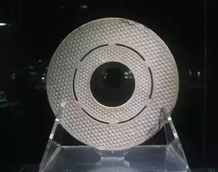 玉有五色沁胜得十万金什么意思,玉有五色沁胜得十万金是什么意思