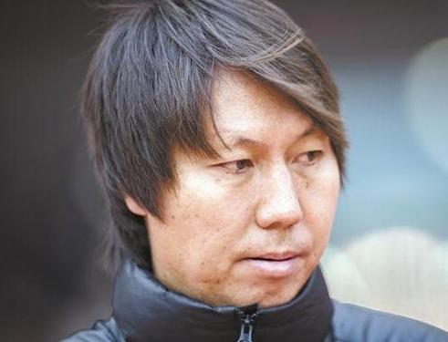 姜至鹏遭日韩媒体批评:这少林足球是在谋杀,他自己还觉得没犯规