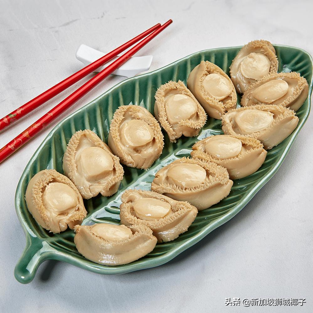 今年新加坡马来西亚的鲍鱼大降价！网友买来配泡面吃