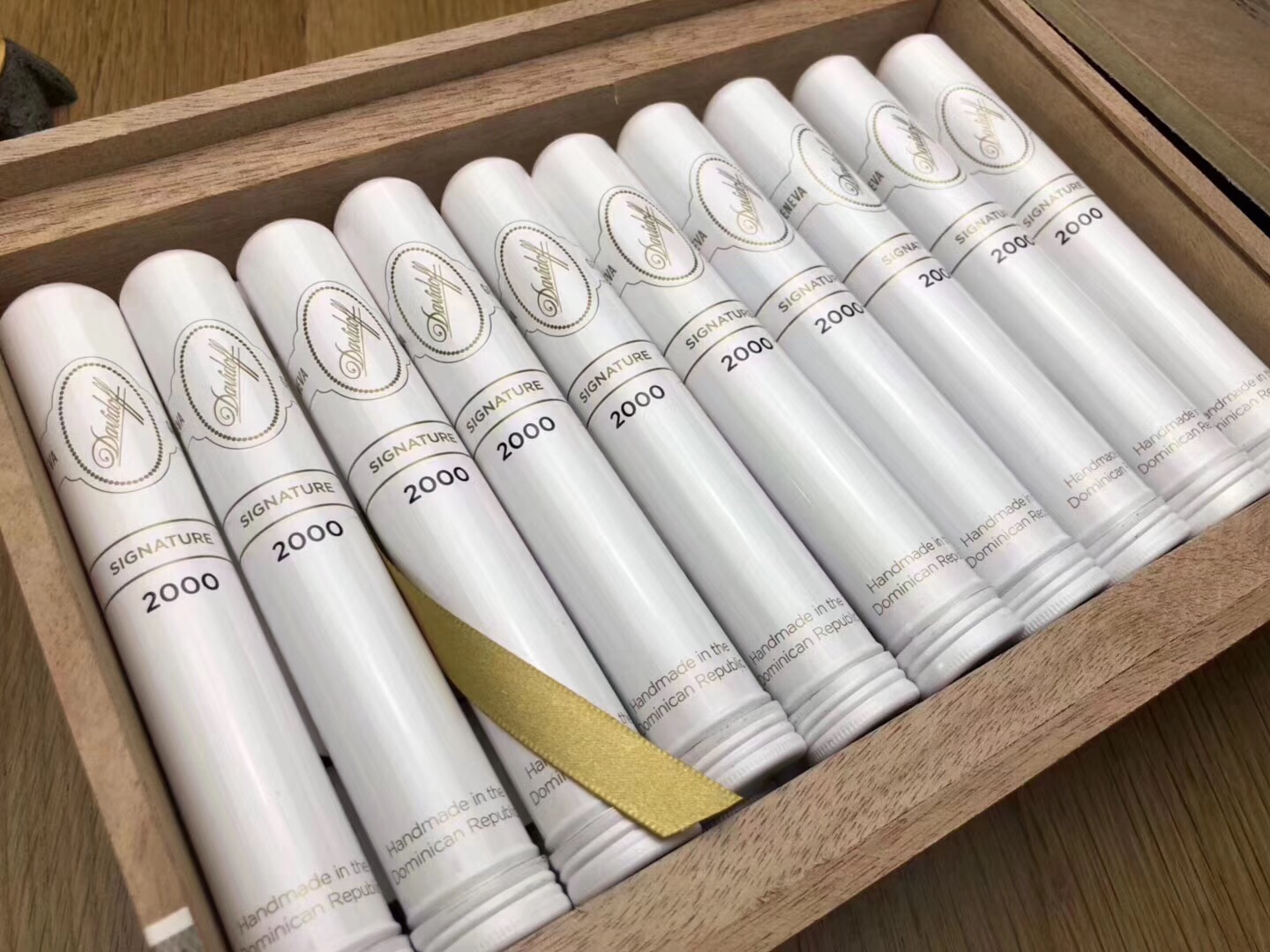 中华芙蓉雪茄,芙蓉王500元的雪茄