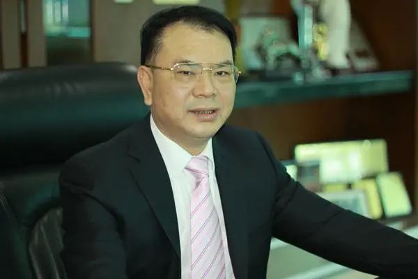 垃圾堆里亿万富翁,致富经垃圾堆里的商机