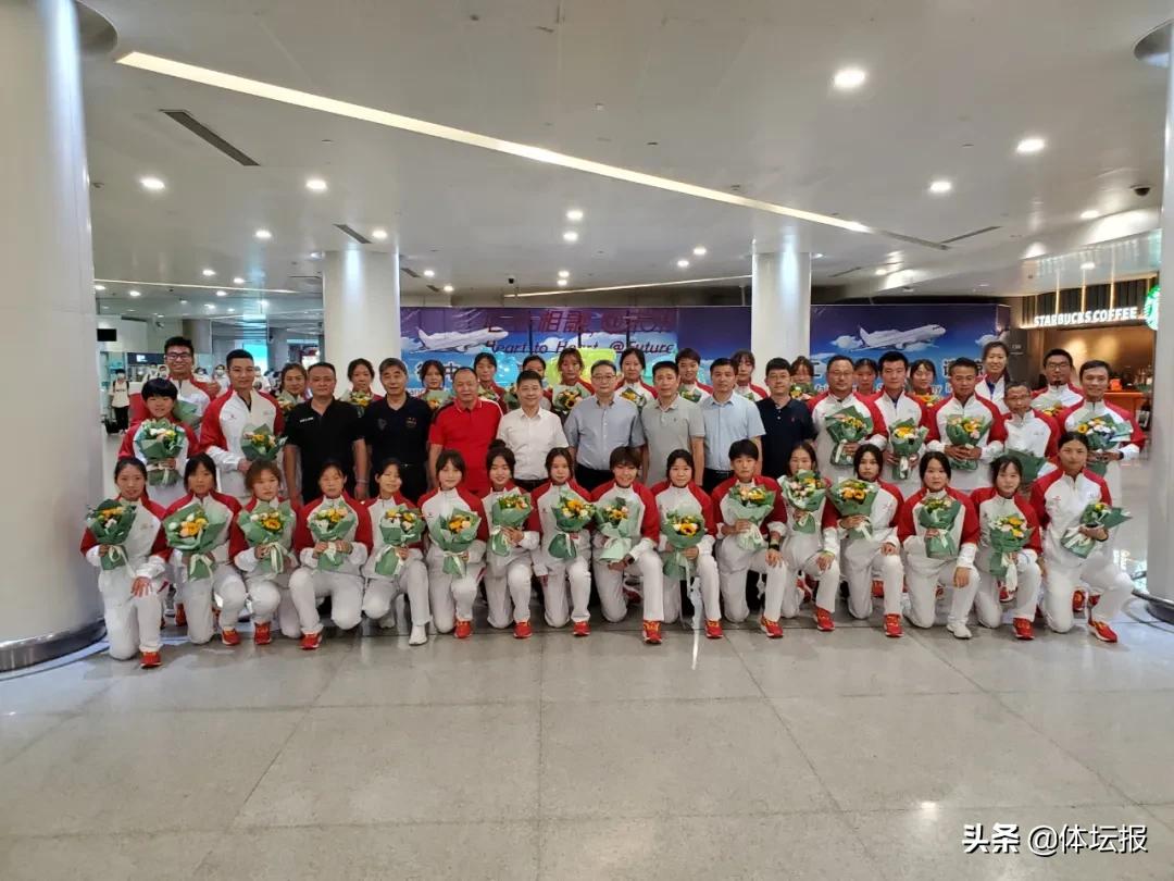 现场直击｜全运会历史最佳！浙江女足姑娘凯旋