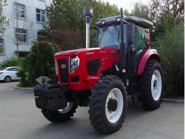 山东二手1804拖拉机,山东潍坊拖拉机1804多少钱