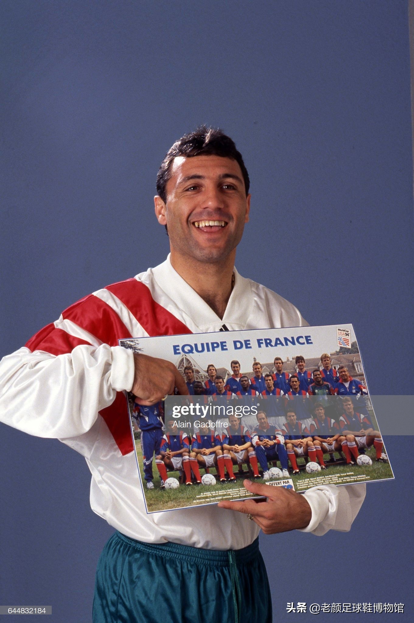 被终身禁赛的共产主义球王，最痛恨皇马的巴萨巨星曾经当过炊事员