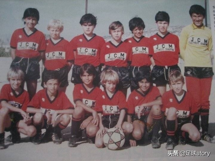 齐达内世界公认的大师,齐达内足球十大经典视频