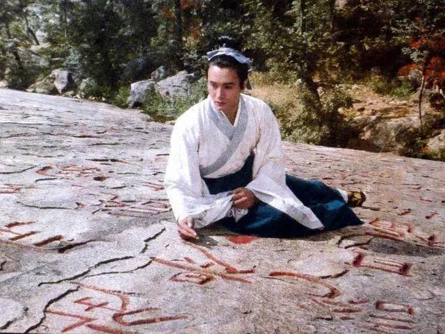 王伯昭被张卫健谢霆锋打片段,张卫健谢霆锋去医院看王伯昭了吗