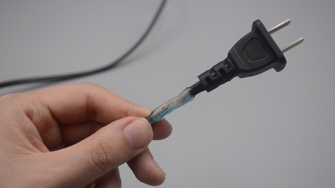 热熔胶棒隐藏用法图解视频,热熔胶的简单用法图解说明