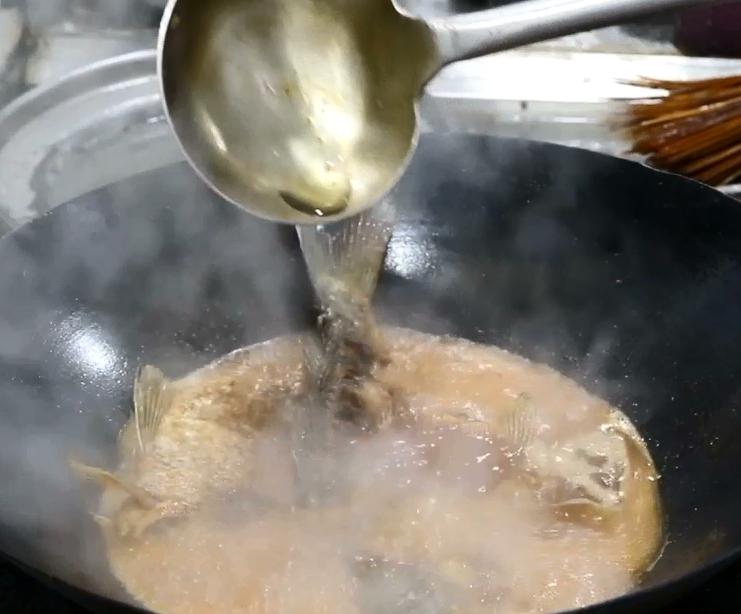 正宗四川烧烤鱼的做法窍门,烤活鱼的做法正宗做法