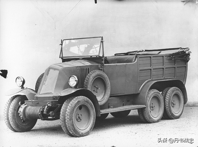 雷诺10CVMH型6×6越野车，专门为非洲研发的汽车