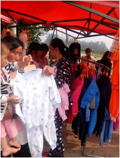 斌哥说服装生意经,斌哥摆地摊创业