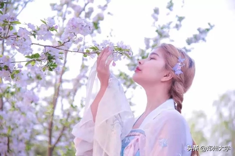 祖国,世界各地的郑大人为您送上祝福!