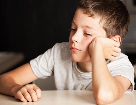 孩子吃饭磨磨唧唧该怎么教育,小孩吃饭磨磨蹭蹭的怎么教育