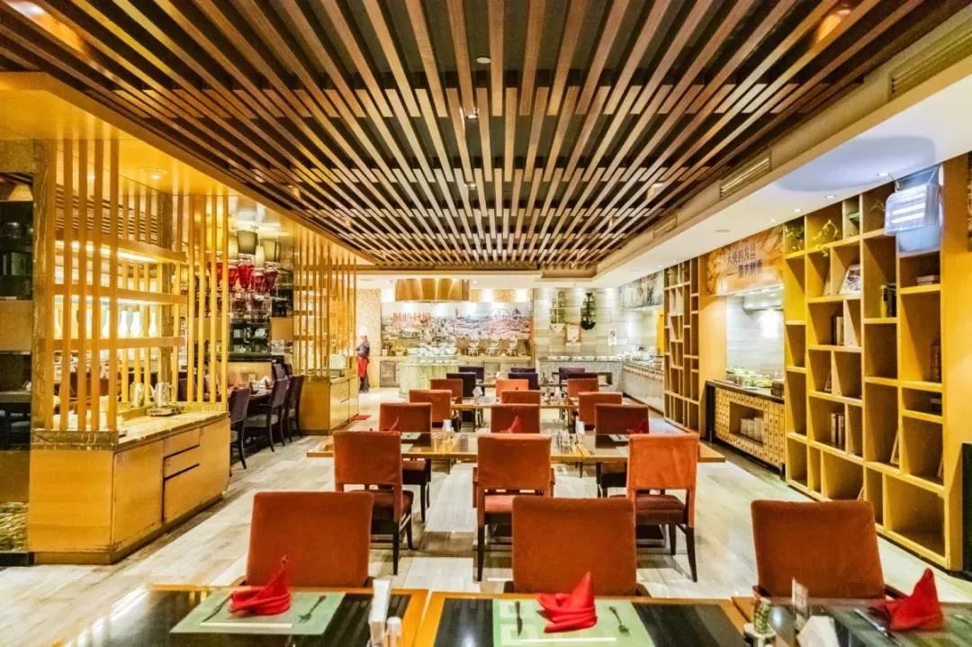 芙蓉华天大酒店长沙,芙蓉区华天大酒店怎么样