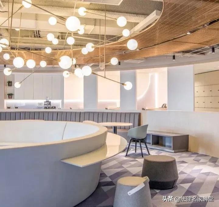 盘点那些颜值超高的警察,国内外顶尖律所