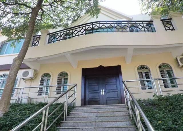 西咸水矿温泉度假村住宅,温泉度假别墅房间带池