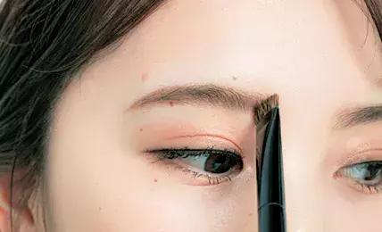 怎么把天生浓眉变淡眉,天生浓眉代表什么