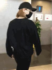 搞笑gif图原谅我不厚道的笑了,搞笑gif段子实在是猝不及防啊