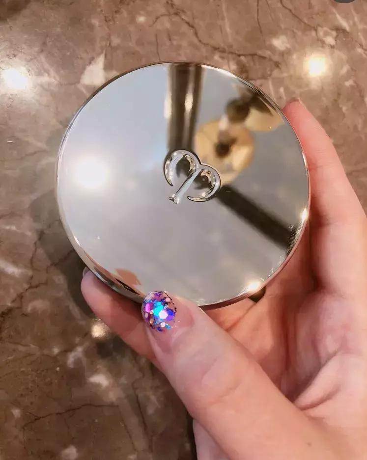 秋冬季超遮瑕不卡粉气垫推荐,滋润又遮瑕的气垫