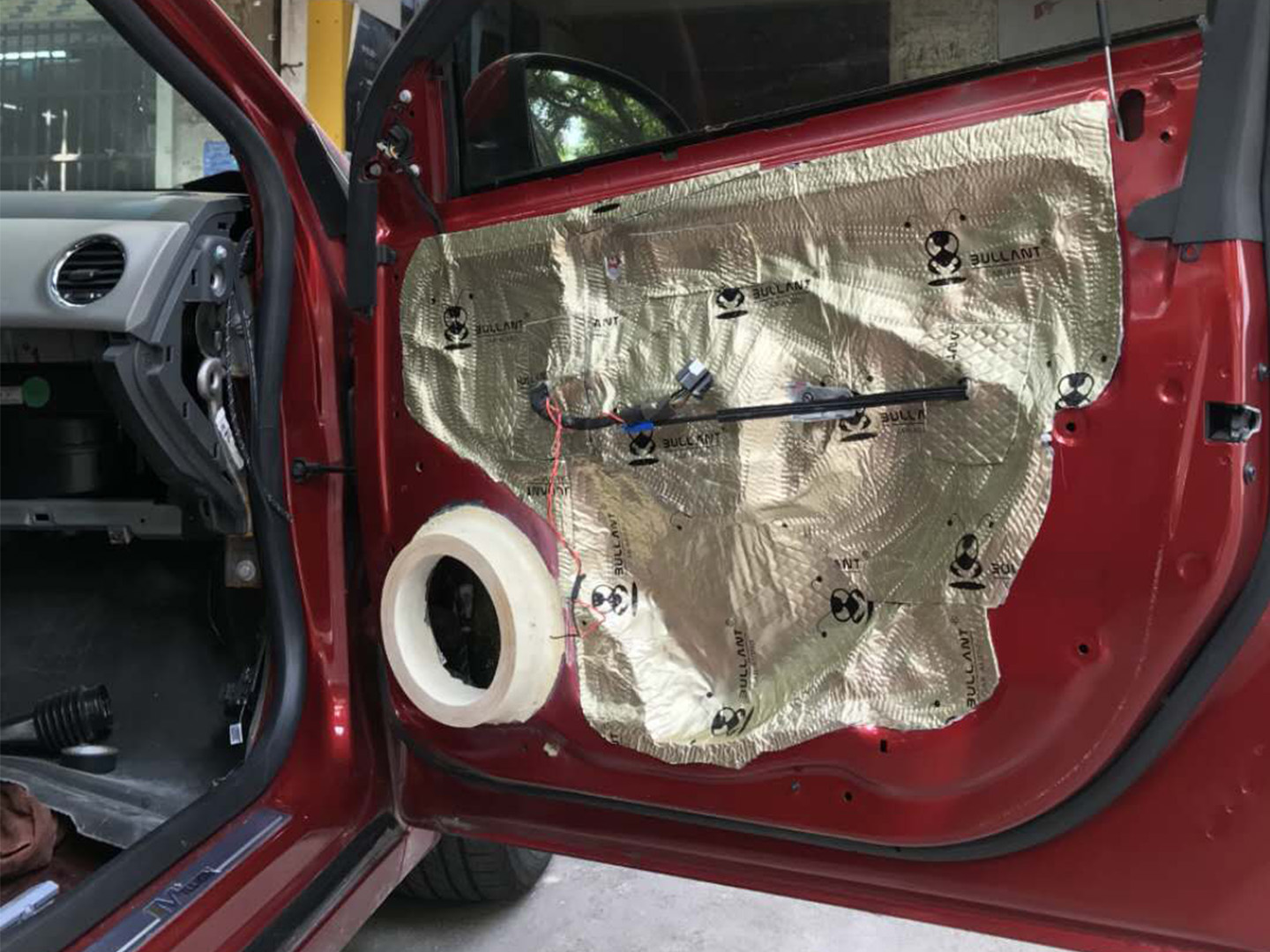 雪佛兰科鲁兹改装音响效果,雪佛兰科鲁兹改装效果视频