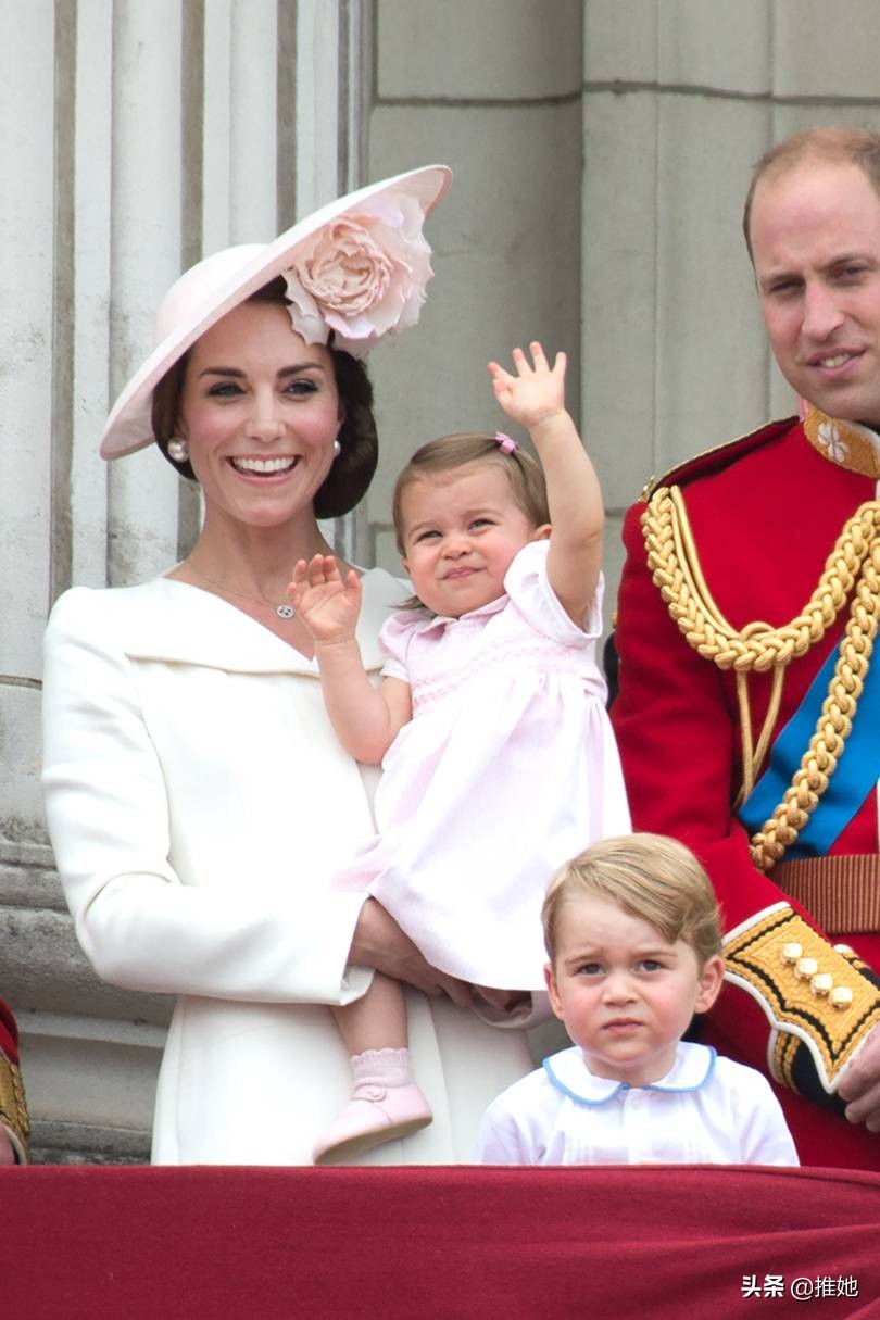 我是夏洛特公主，6岁啦，看了我出生到现在的点滴，过节要开心哦