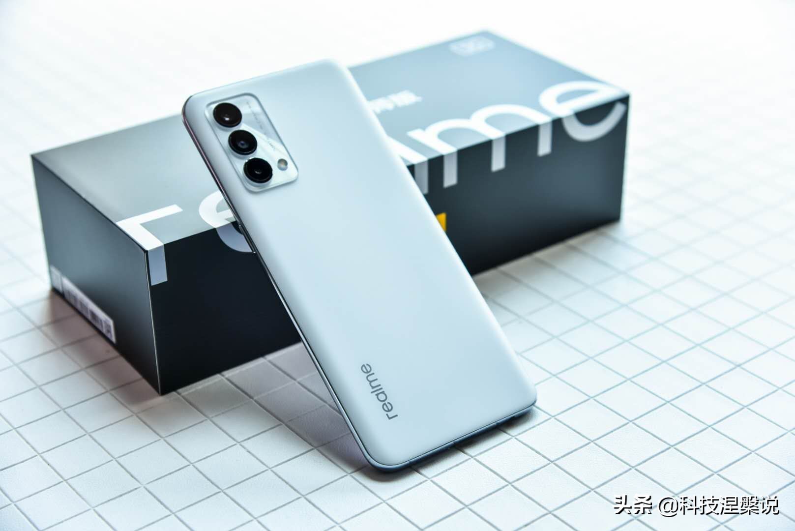 realme真我q3pro上手评测千元机皇,真我realme哪个手机值得入手