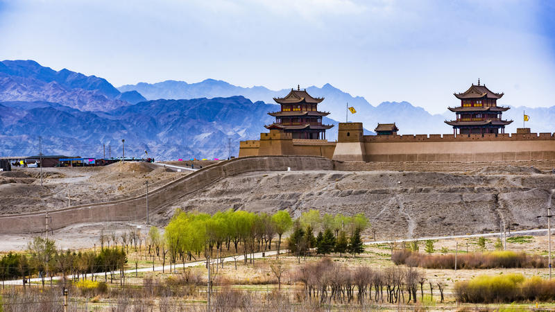 小昭回到波斯,小昭离开时的歌曲