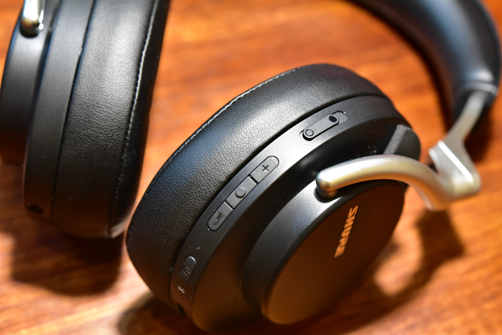 舒尔aonic50降噪如何,头戴耳机测评舒尔shureaonic50