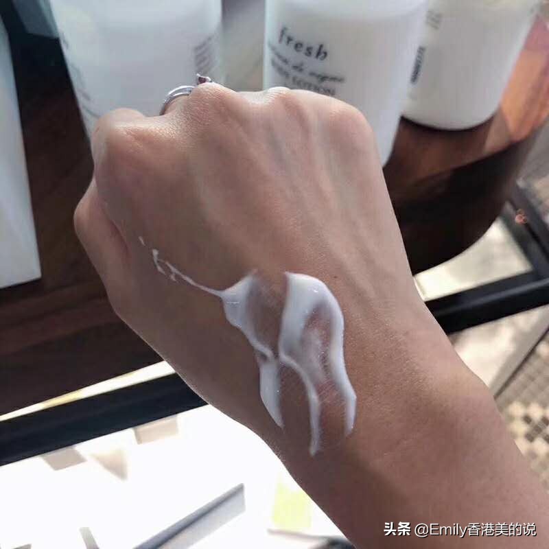 秋冬皮肤干燥用什么身体乳好,秋冬摆脱鸡皮肤