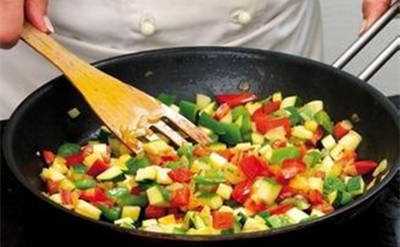 万能的小苏打水,万能的小苏打视频