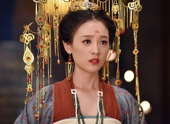 宠文：“陛下，王妃有喜了”皇上吼：还不快去把祖宗从冷宫抬出来