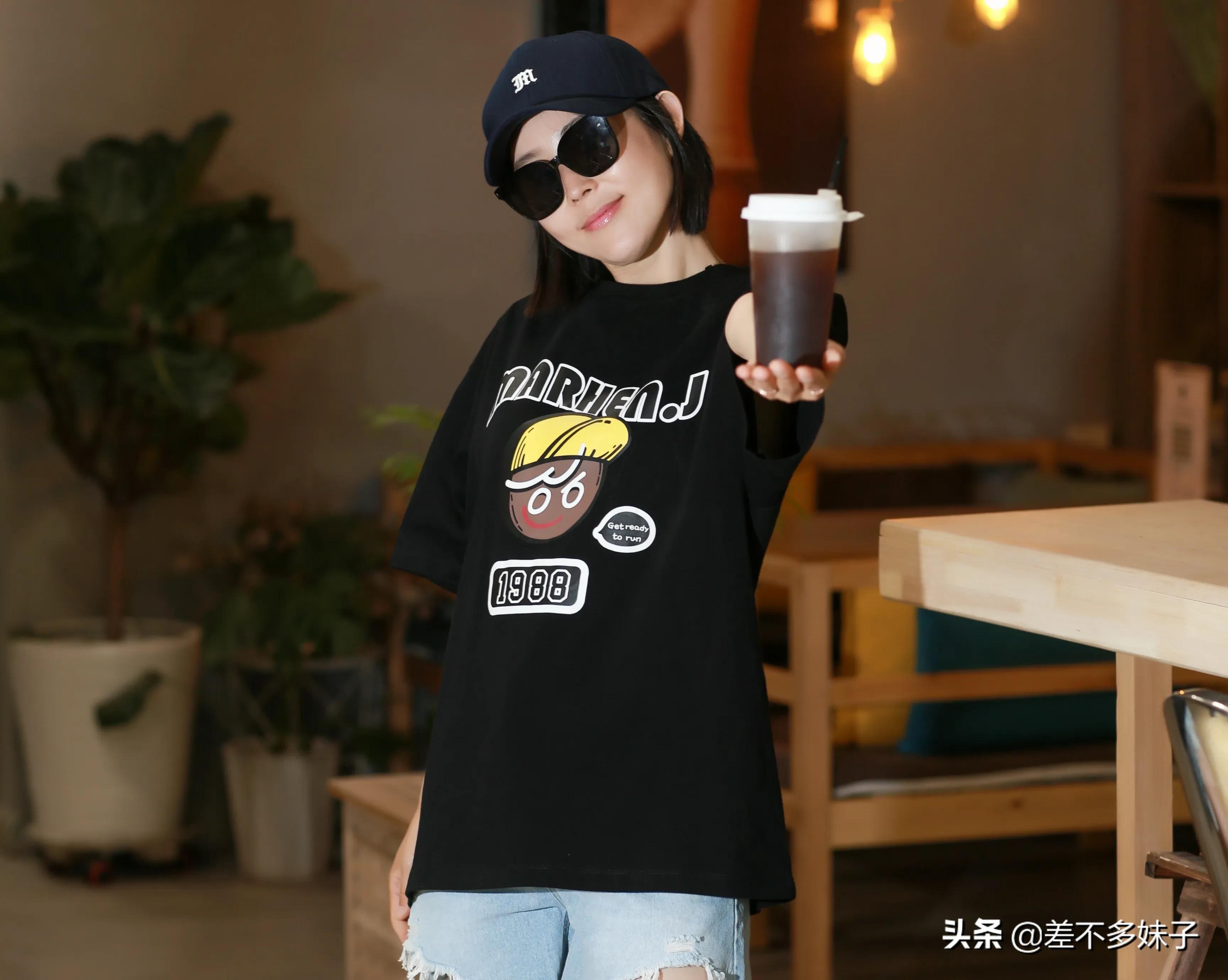 简约夏季宽松t恤ins潮牌,夏款韩系潮牌印花宽松大版t恤