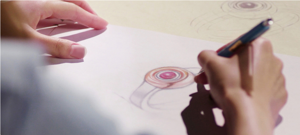 戴钻戒的手上适合戴多少戒指,戒指能左手戴金右手戴钻戒吗