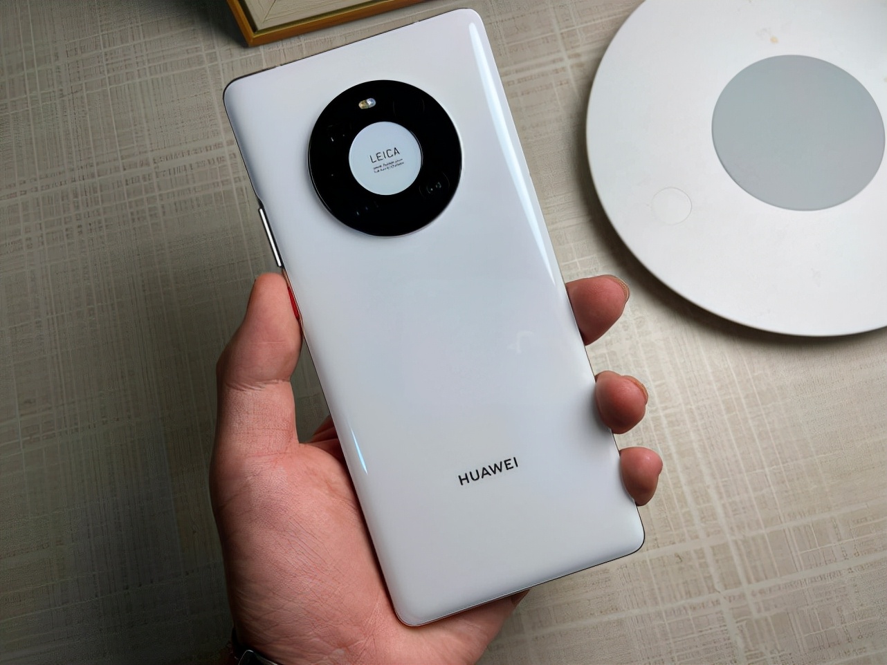 苹果6gb运存和安卓12gb,为什么12gb的运存只有6gb可以用