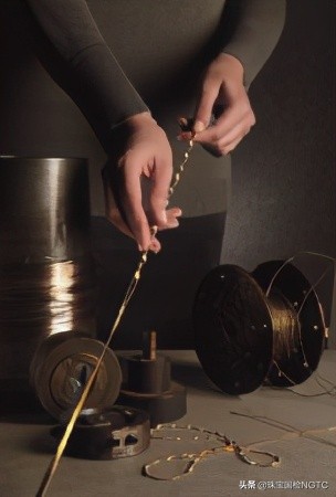 「珠宝集群专题」重温无限惊喜与浪漫：周生生邀您回顾在消博会上展出的臻选珠宝系列