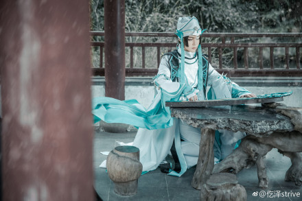 快来感受来自奶妈的爱~剑网三治疗心法cos，五七万真的美貌呀~