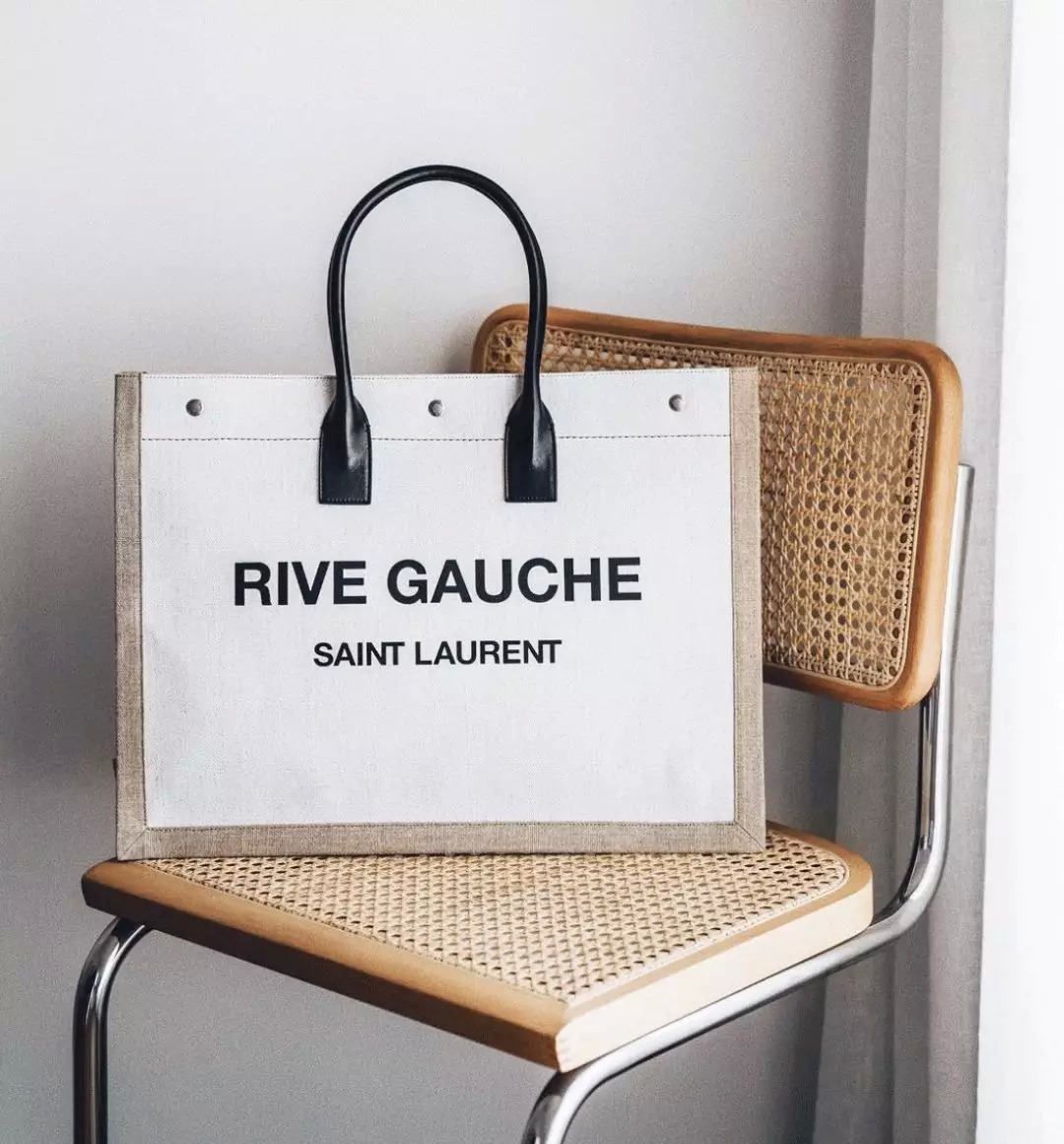 今年最流行最实用最能装的包包……竟然是购物袋？