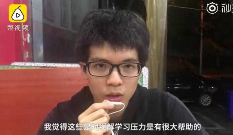 13岁少女头发*光脱**：有远见的父母，从不会这样养孩子