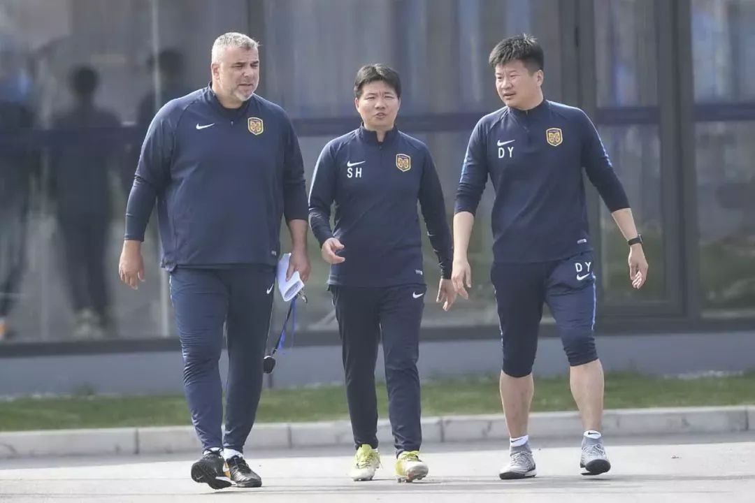 奥拉罗尤水平怎么样,奥拉罗尤执教申花