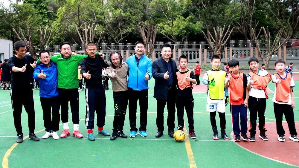 足球比赛大江苑队小学生,2023年大江镇小学生排球比赛