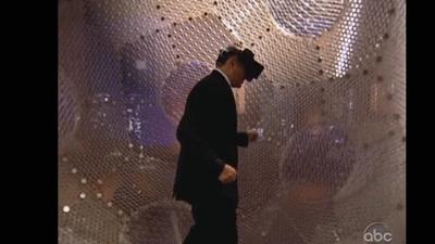 给鞋子装上马达？VR的硬件设施真的让人越来越看不懂了！