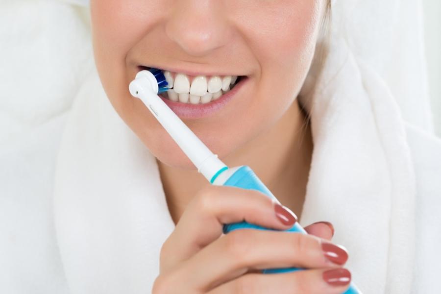 飞利浦声波震动牙刷年末送礼,飞利浦钻石亮白智能声波牙刷