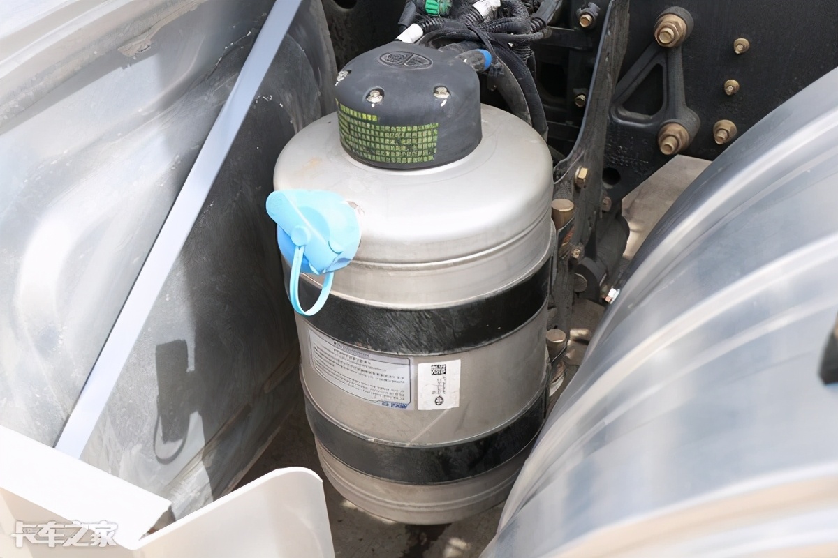 国六解放j6p搅拌车,解放j6p2015款搅拌车